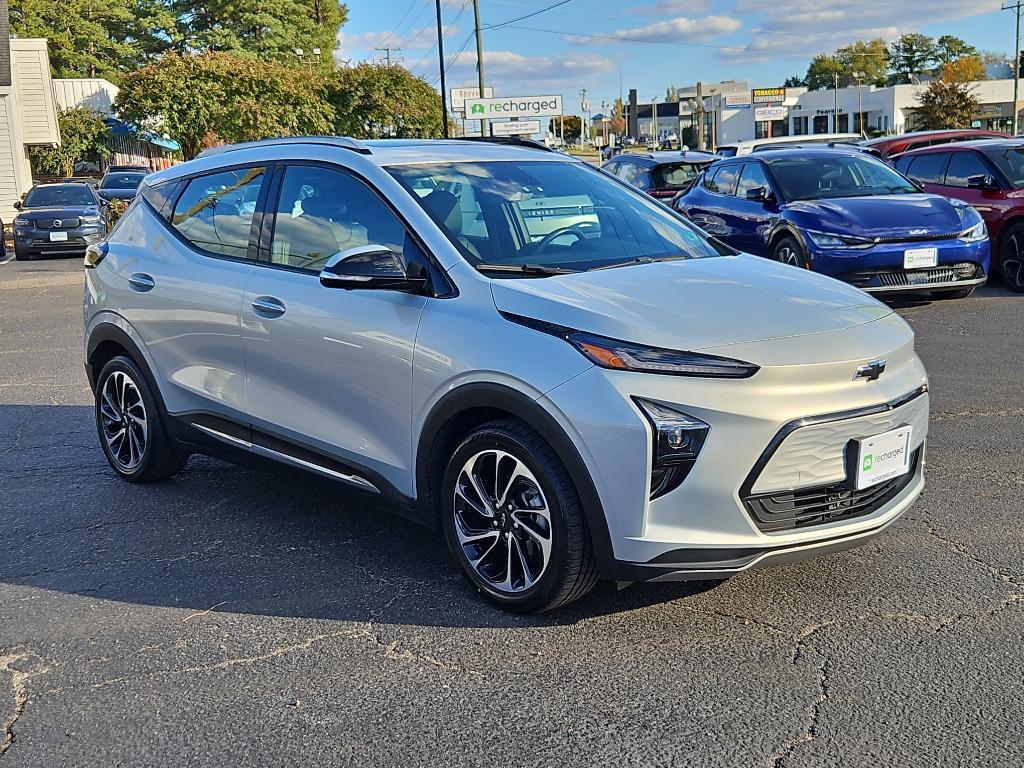 used 2022 Chevrolet Bolt EUV car, priced at $20,000