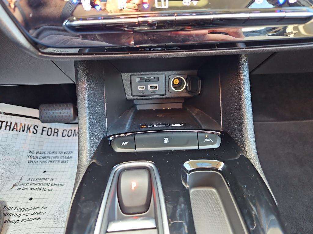 used 2022 Chevrolet Bolt EUV car, priced at $20,000