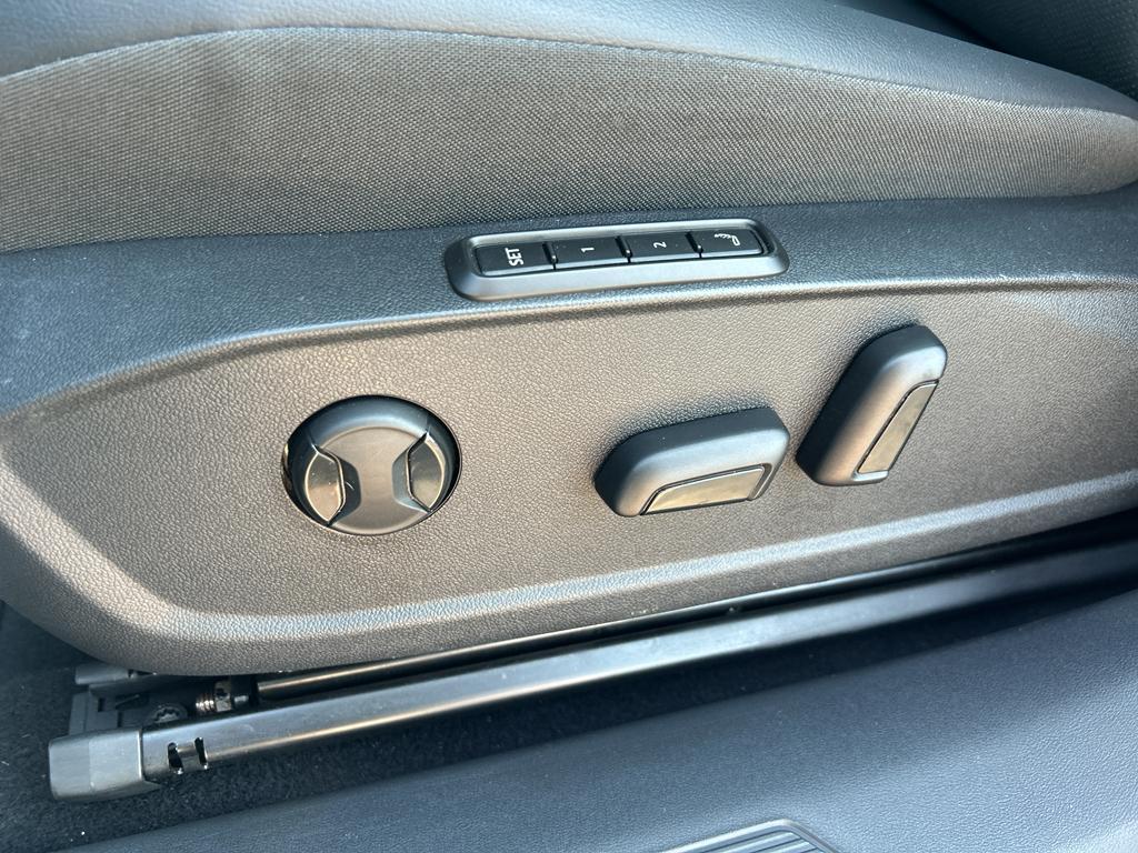 used 2021 Volkswagen ID.4 car, priced at $19,599