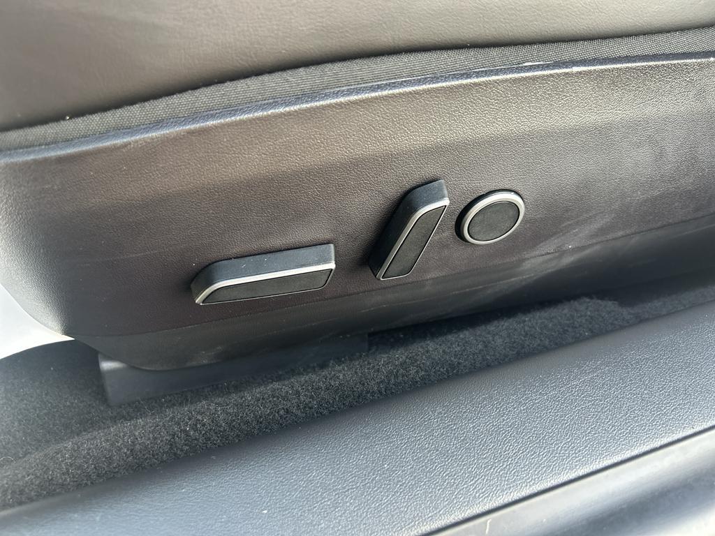 used 2022 Tesla Model 3 car, priced at $23,998