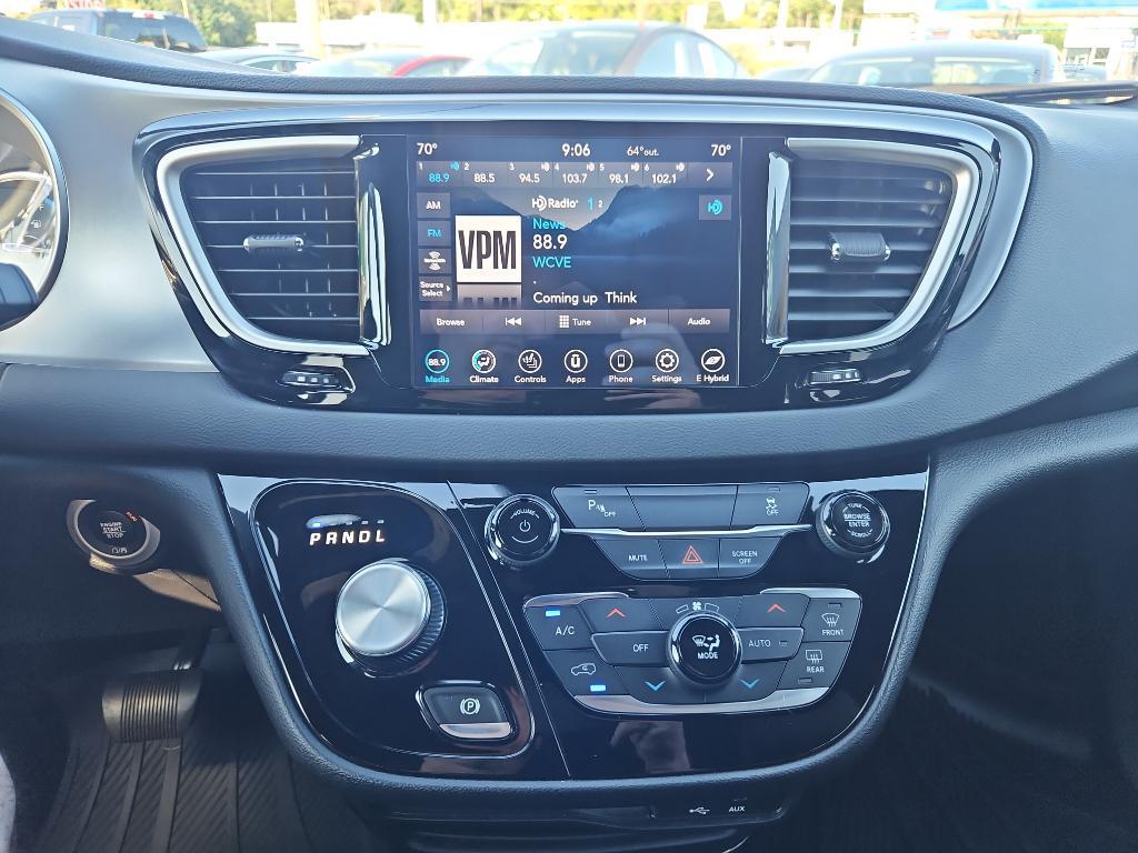 used 2020 Chrysler Pacifica Hybrid car, priced at $20,000