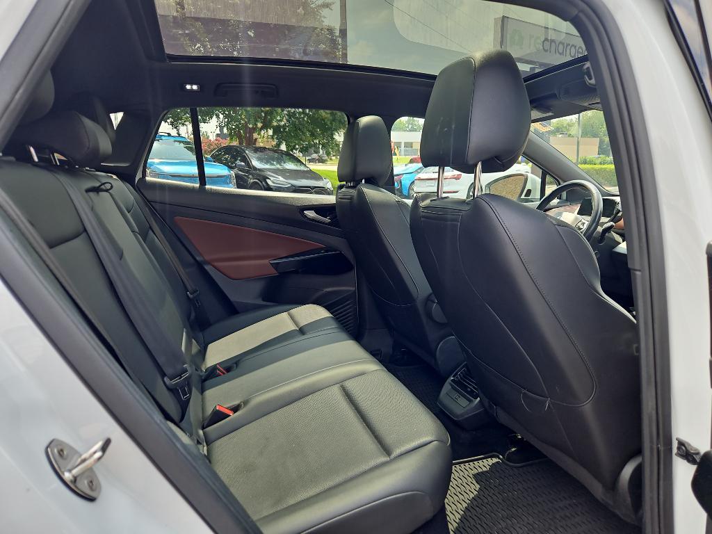 used 2021 Volkswagen ID.4 car, priced at $16,950