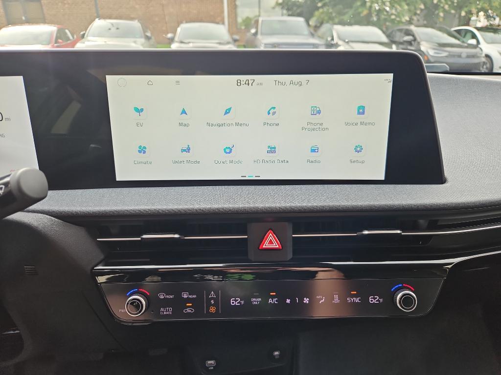 used 2022 Kia EV6 car, priced at $26,998