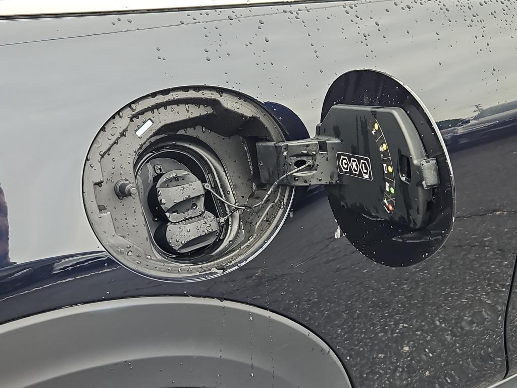 used 2022 MINI Hardtop car, priced at $20,300