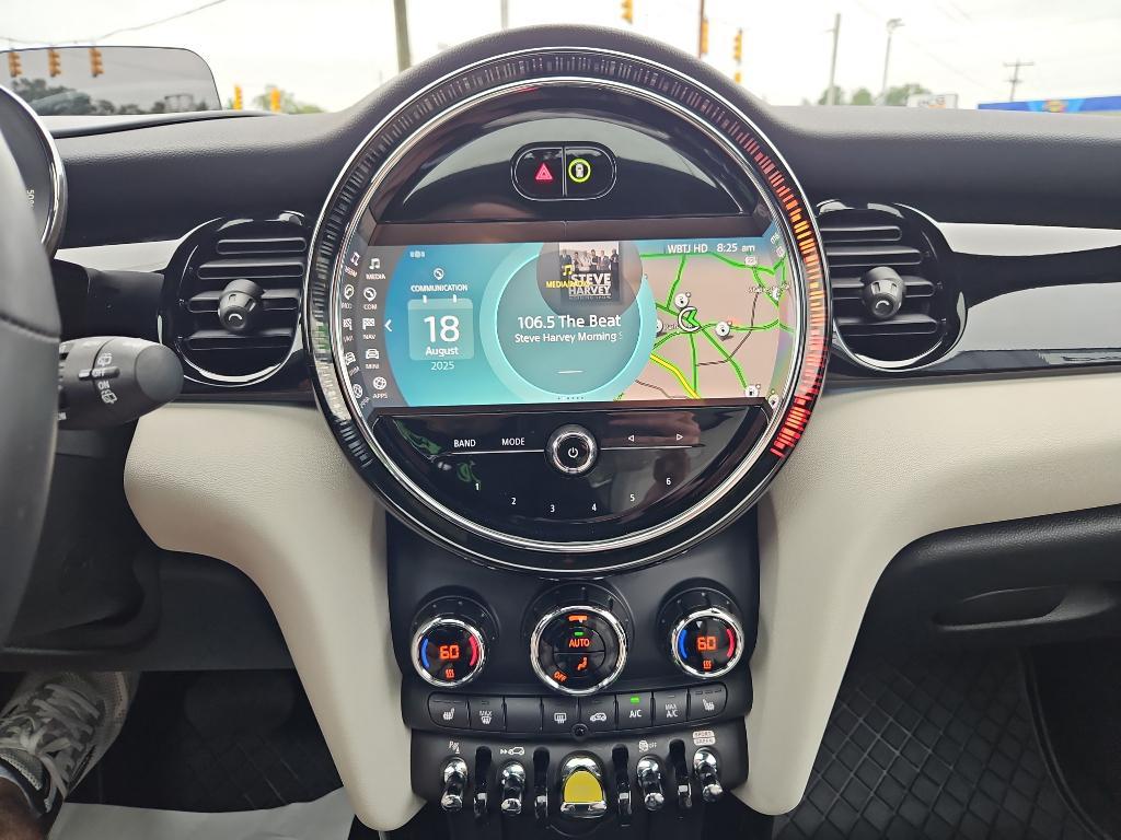 used 2022 MINI Hardtop car, priced at $20,300