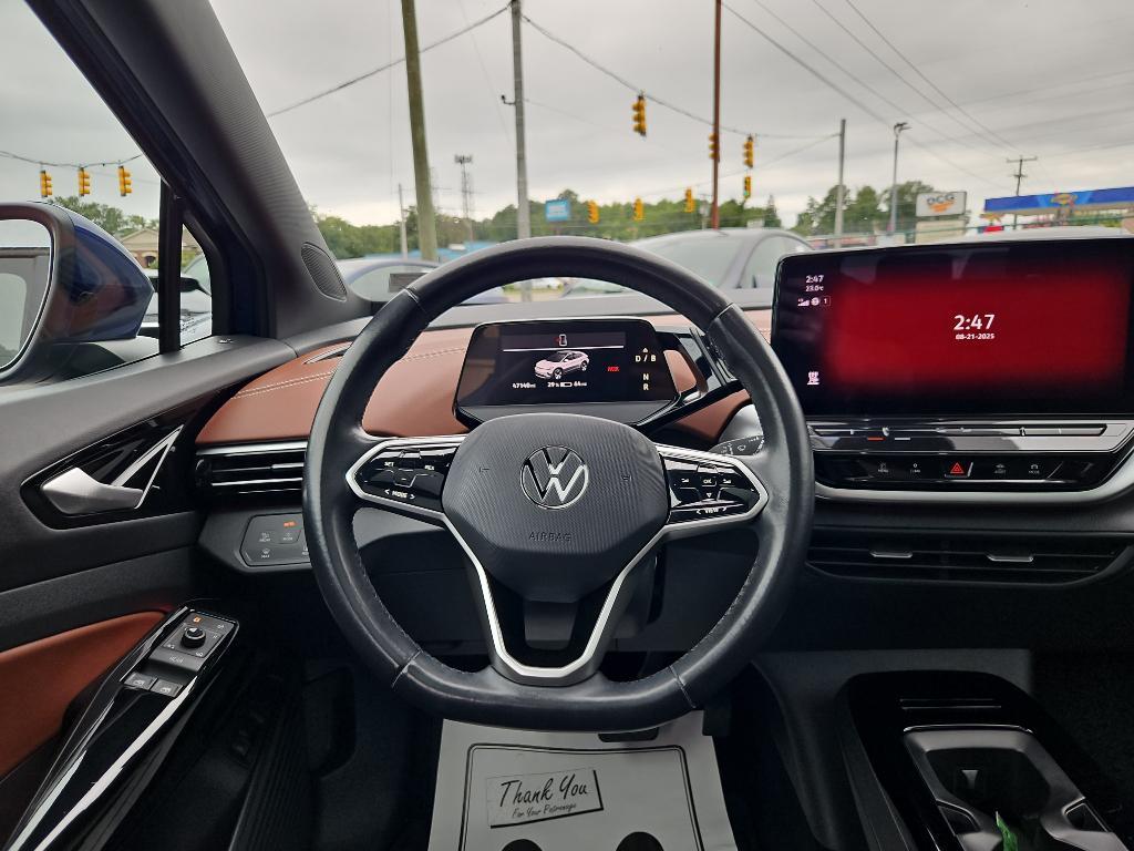 used 2021 Volkswagen ID.4 car, priced at $19,167