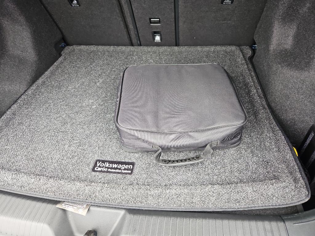 used 2021 Volkswagen ID.4 car, priced at $19,167