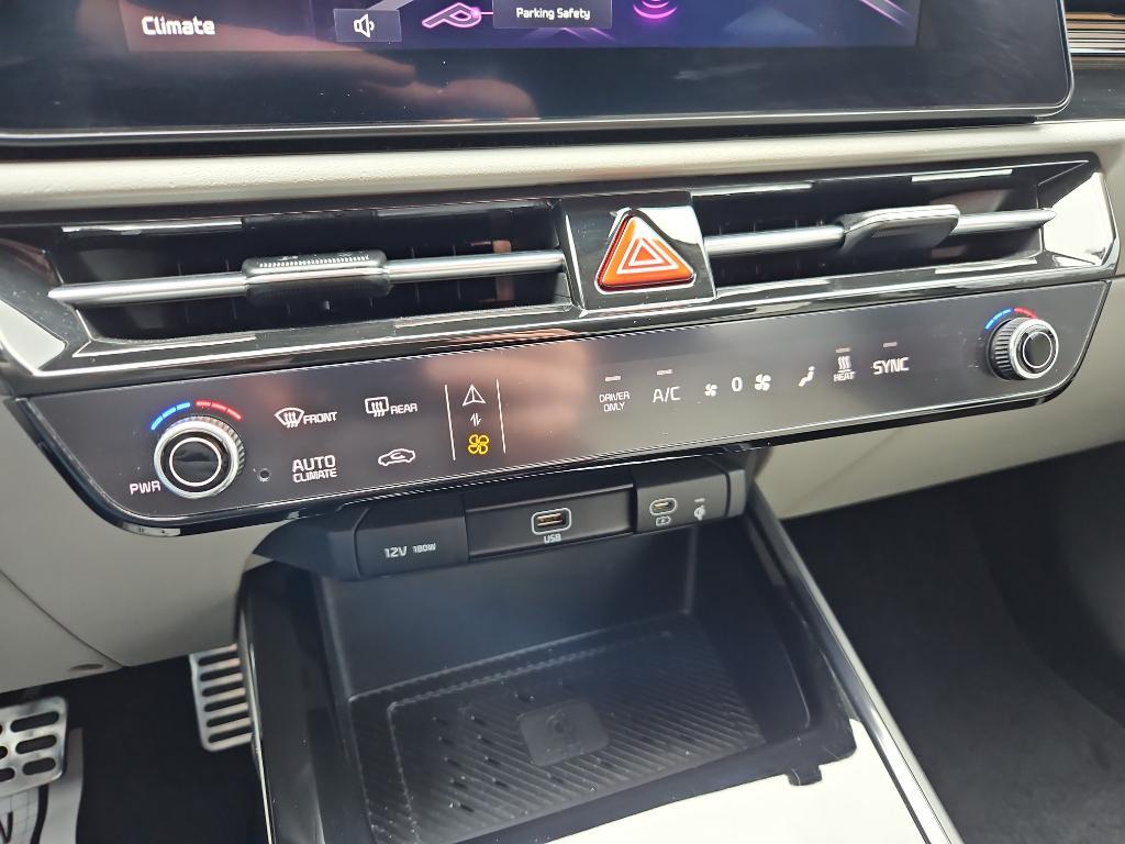 used 2024 Kia Niro EV car, priced at $28,998