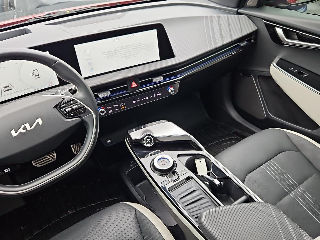 used 2022 Kia EV6 car, priced at $28,998