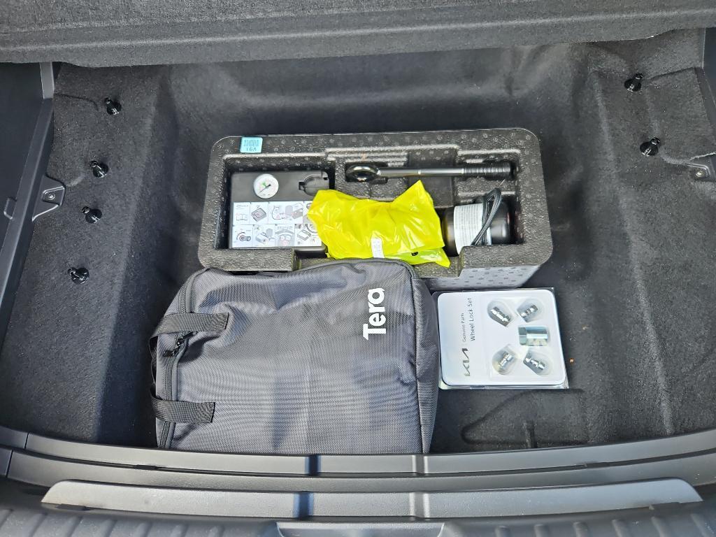 used 2024 Kia Niro EV car, priced at $21,998