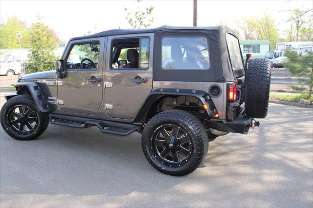 used 2014 Jeep Wrangler Unlimited car, priced at $15,500