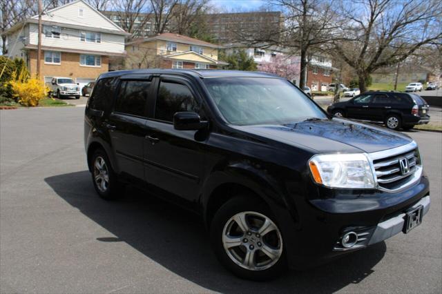 used 2012 Honda Pilot car, priced at $9,899