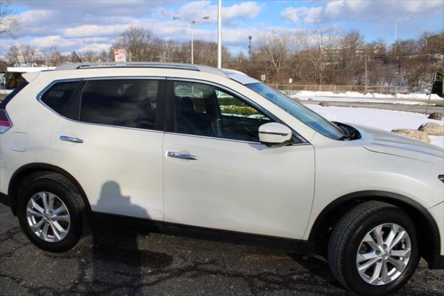 used 2016 Nissan Rogue car, priced at $10,491