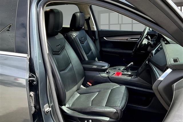 used 2019 Cadillac XT5 car, priced at $18,217