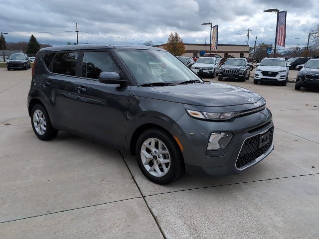 used 2022 Kia Soul car, priced at $15,198