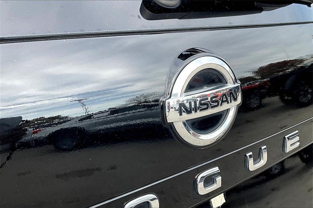 used 2021 Nissan Rogue car, priced at $18,257