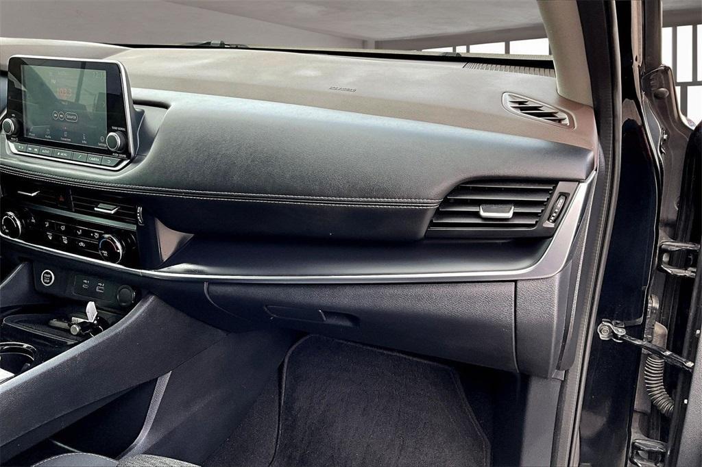 used 2021 Nissan Rogue car, priced at $18,257