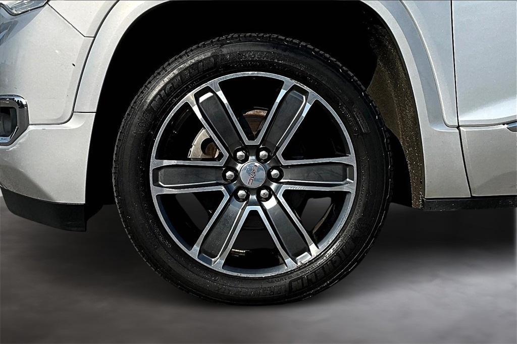 used 2019 GMC Acadia car, priced at $22,249