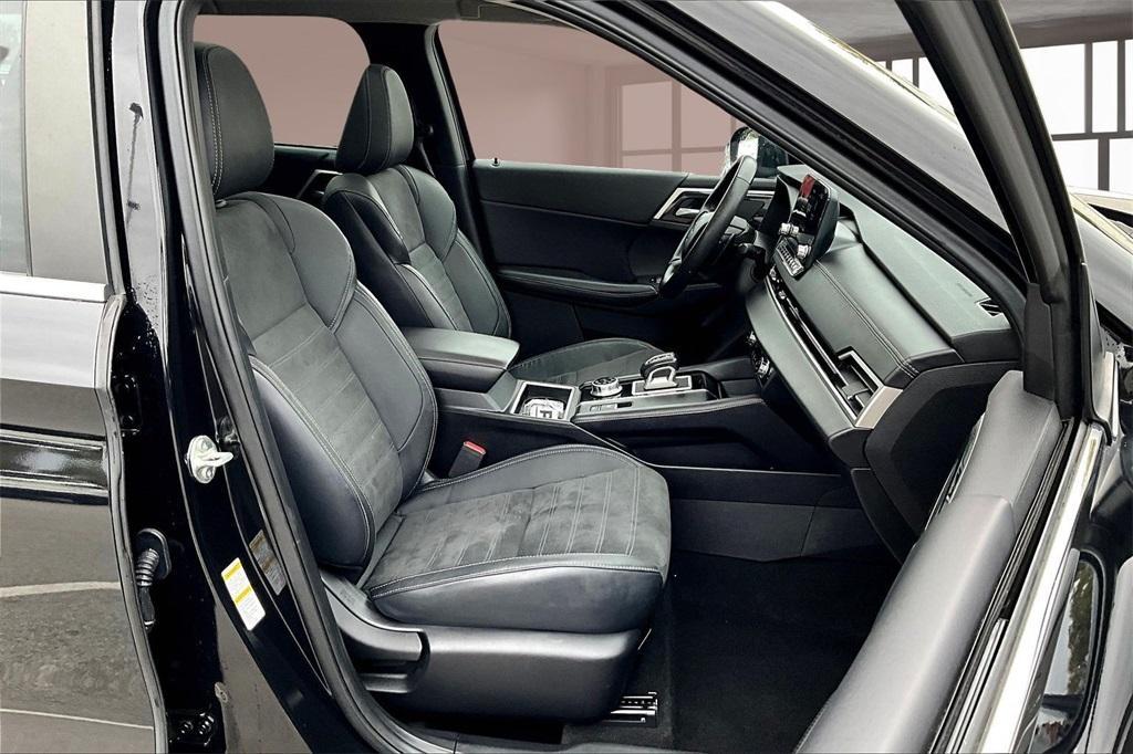 used 2023 Mitsubishi Outlander car, priced at $22,711