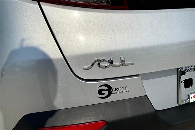 used 2021 Kia Soul car, priced at $13,456