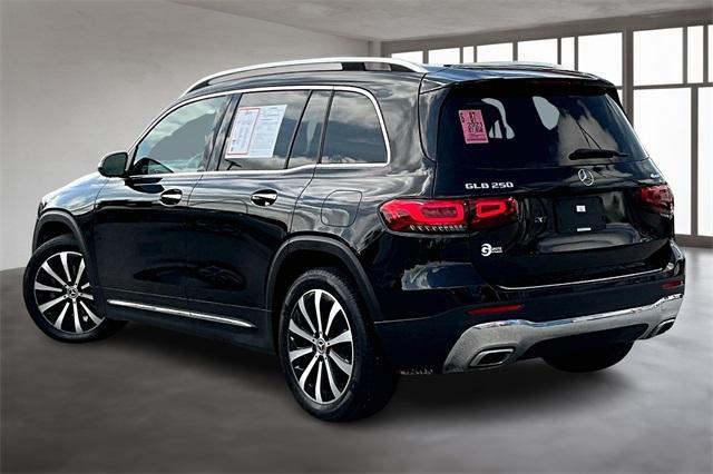 used 2021 Mercedes-Benz GLB 250 car, priced at $25,727
