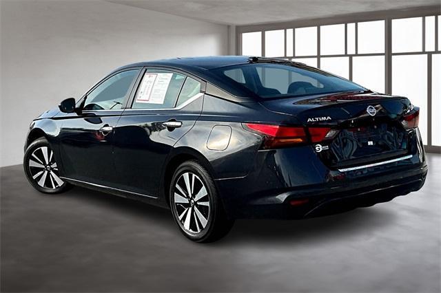 used 2022 Nissan Altima car, priced at $21,113