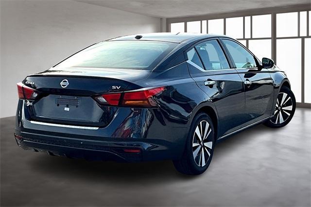 used 2022 Nissan Altima car, priced at $21,113