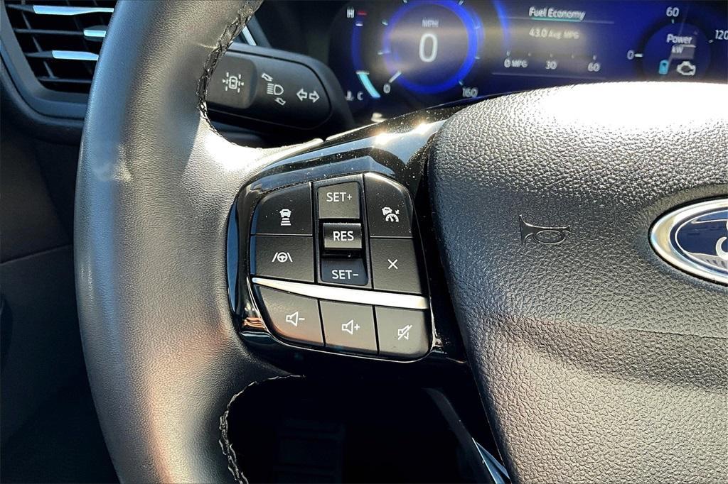 used 2022 Ford Escape car, priced at $21,363