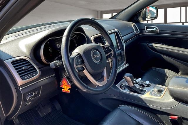 used 2017 Jeep Grand Cherokee car, priced at $18,472
