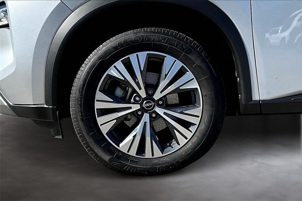 used 2023 Nissan Rogue car, priced at $21,597