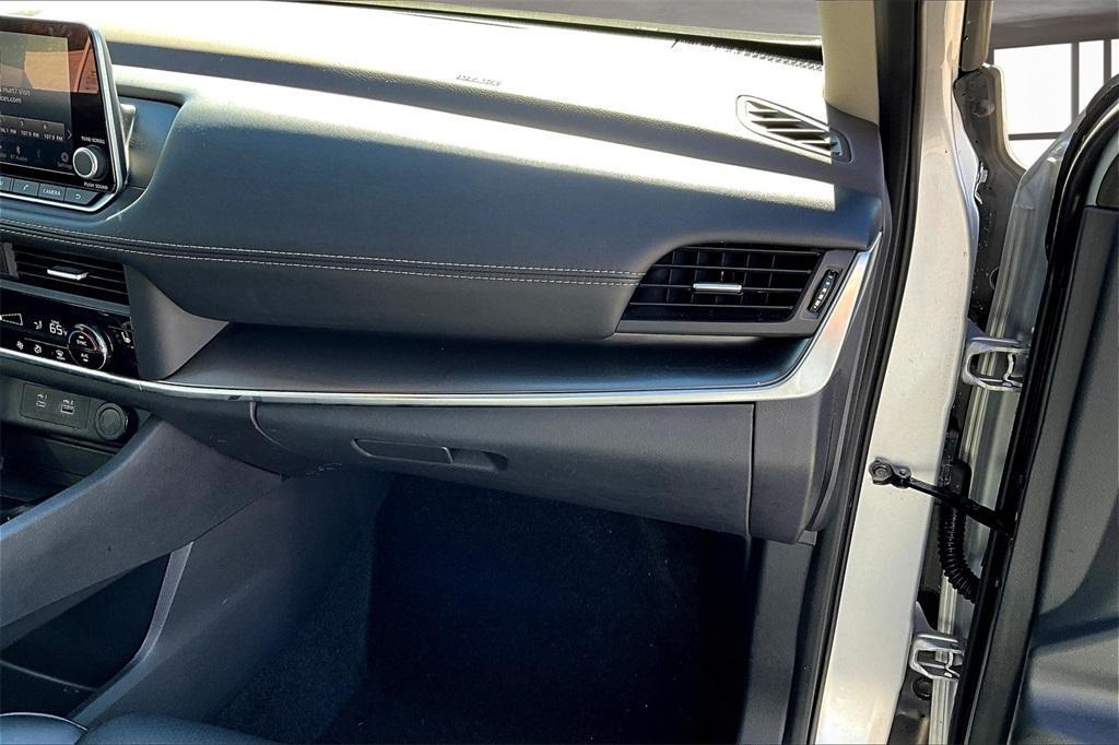 used 2023 Nissan Rogue car, priced at $21,597