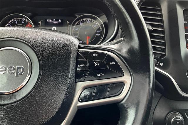 used 2019 Jeep Cherokee car, priced at $15,117
