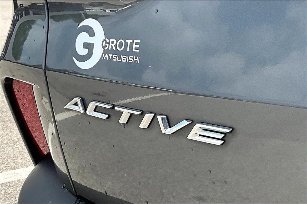 used 2023 Ford Escape car, priced at $17,018