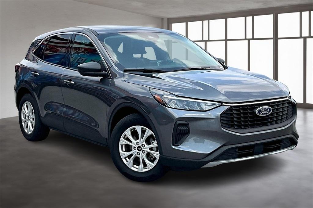 used 2023 Ford Escape car, priced at $17,018