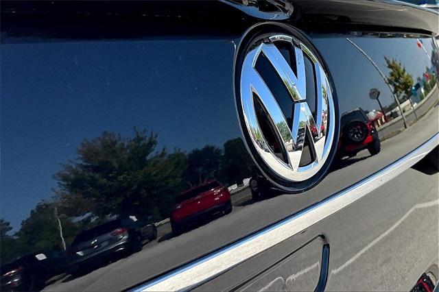 used 2018 Volkswagen Passat car, priced at $16,583