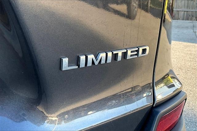 used 2021 Jeep Cherokee car, priced at $19,756