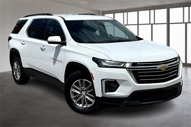 used 2022 Chevrolet Traverse car, priced at $25,110