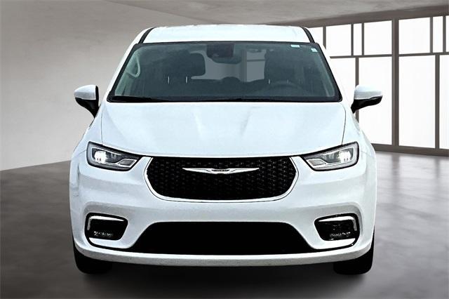 used 2023 Chrysler Pacifica car, priced at $23,426