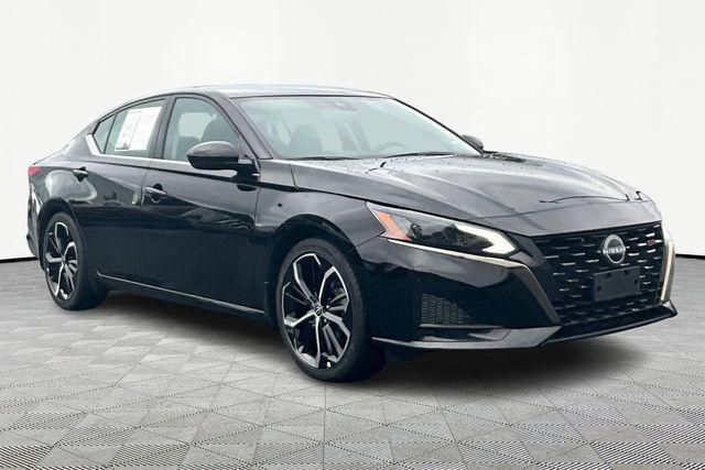 used 2024 Nissan Altima car, priced at $22,161