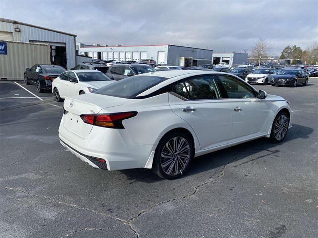 new 2025 Nissan Altima car, priced at $31,214