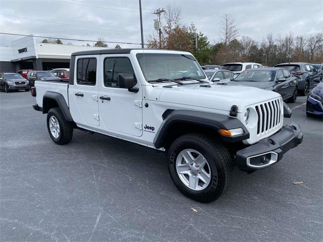 used 2023 Jeep Gladiator car, priced at $29,175