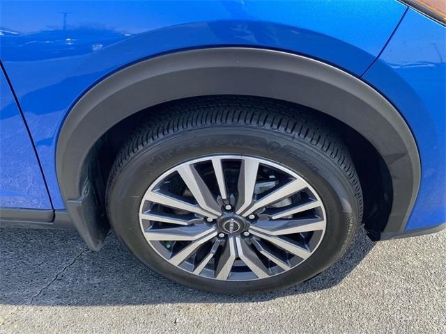 used 2023 Nissan Kicks car