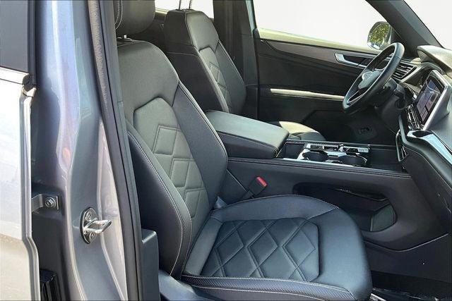 used 2025 Volkswagen Atlas Cross Sport car, priced at $34,820