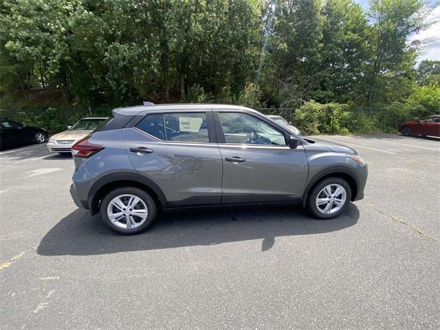 new 2025 Nissan Kicks Play car, priced at $23,141
