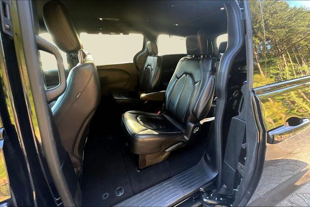used 2022 Chrysler Pacifica car, priced at $17,619