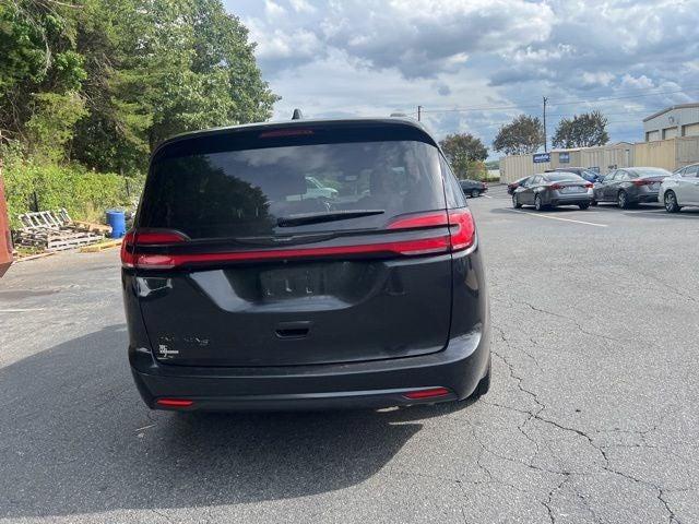 used 2022 Chrysler Pacifica car, priced at $18,736