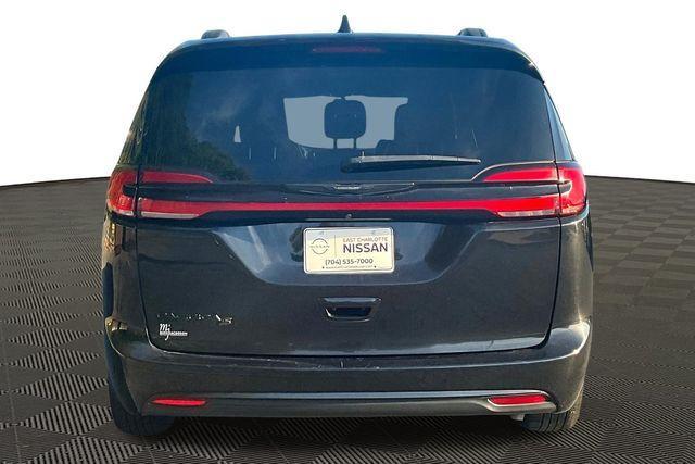 used 2022 Chrysler Pacifica car, priced at $17,619
