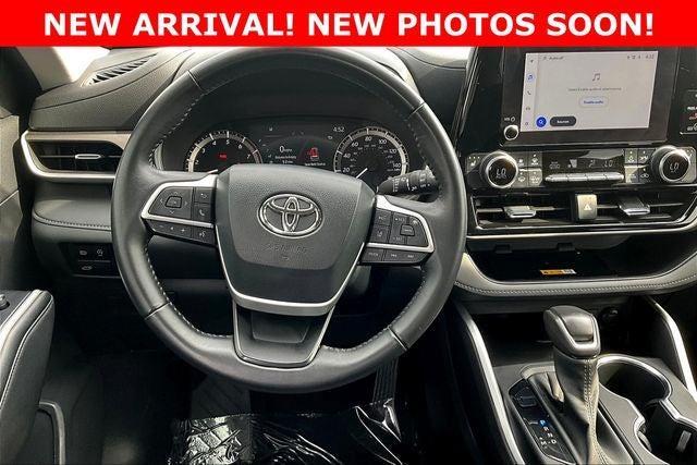 used 2023 Toyota Highlander car, priced at $34,960