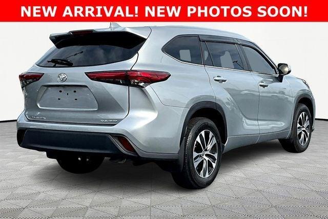 used 2023 Toyota Highlander car, priced at $34,960