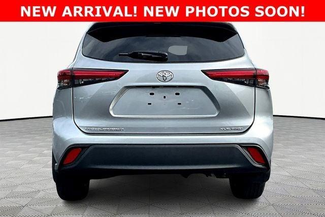 used 2023 Toyota Highlander car, priced at $34,960